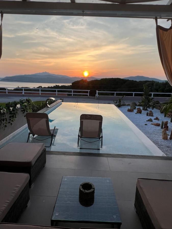 Villa Messina กาโปลิเวรี ภายนอก รูปภาพ